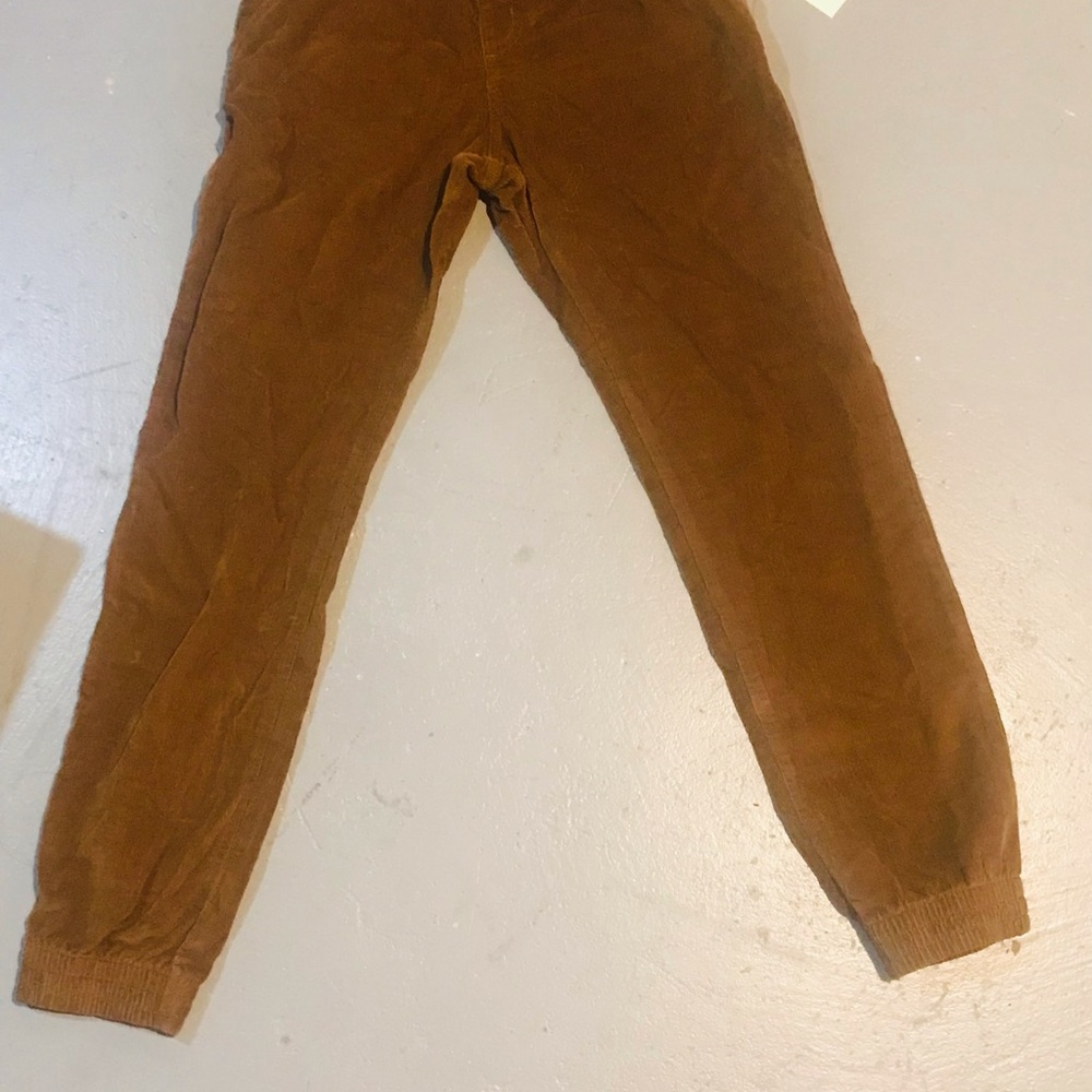 FREE CLOTHES - Picture 6 of 6
